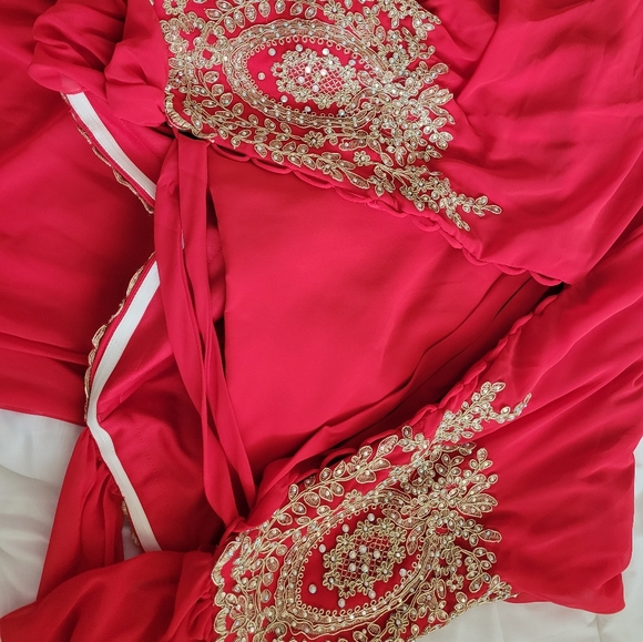 Fiesta Fashion - Red Long Prom Gown - Picture 6 of 8